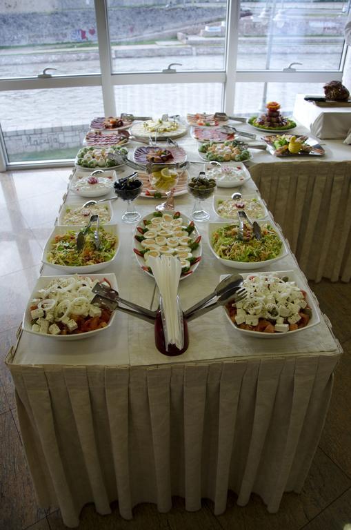 Hotel Niski Cvet Экстерьер фото