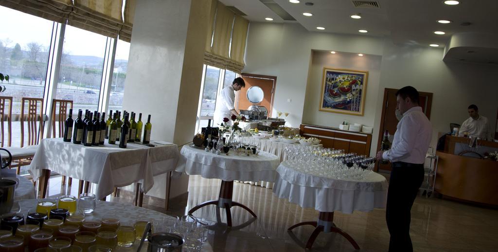 Hotel Niski Cvet Экстерьер фото